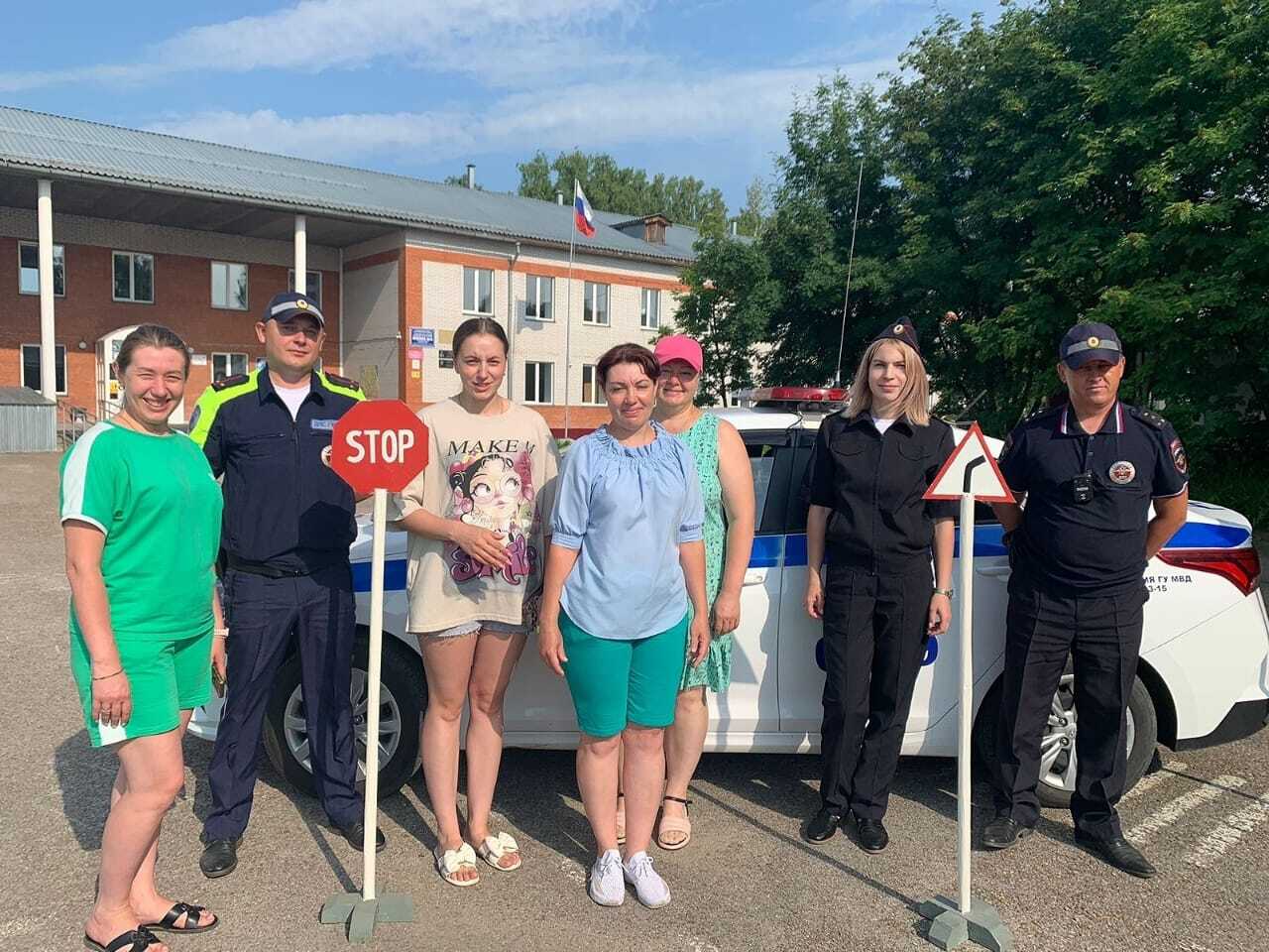 Дорога ждет ответственного пешехода: Госавтоинспекция призывает к соблюдению ПДД.